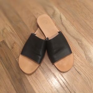 Urban outfitters soft leather slide sandal